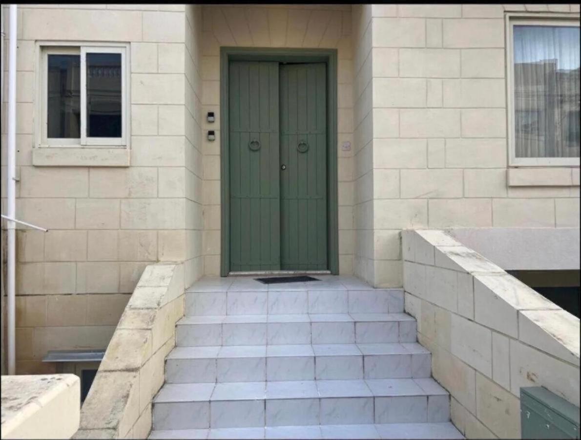 Pembroke St Julians Luxury, Comfort, Location Luaran gambar